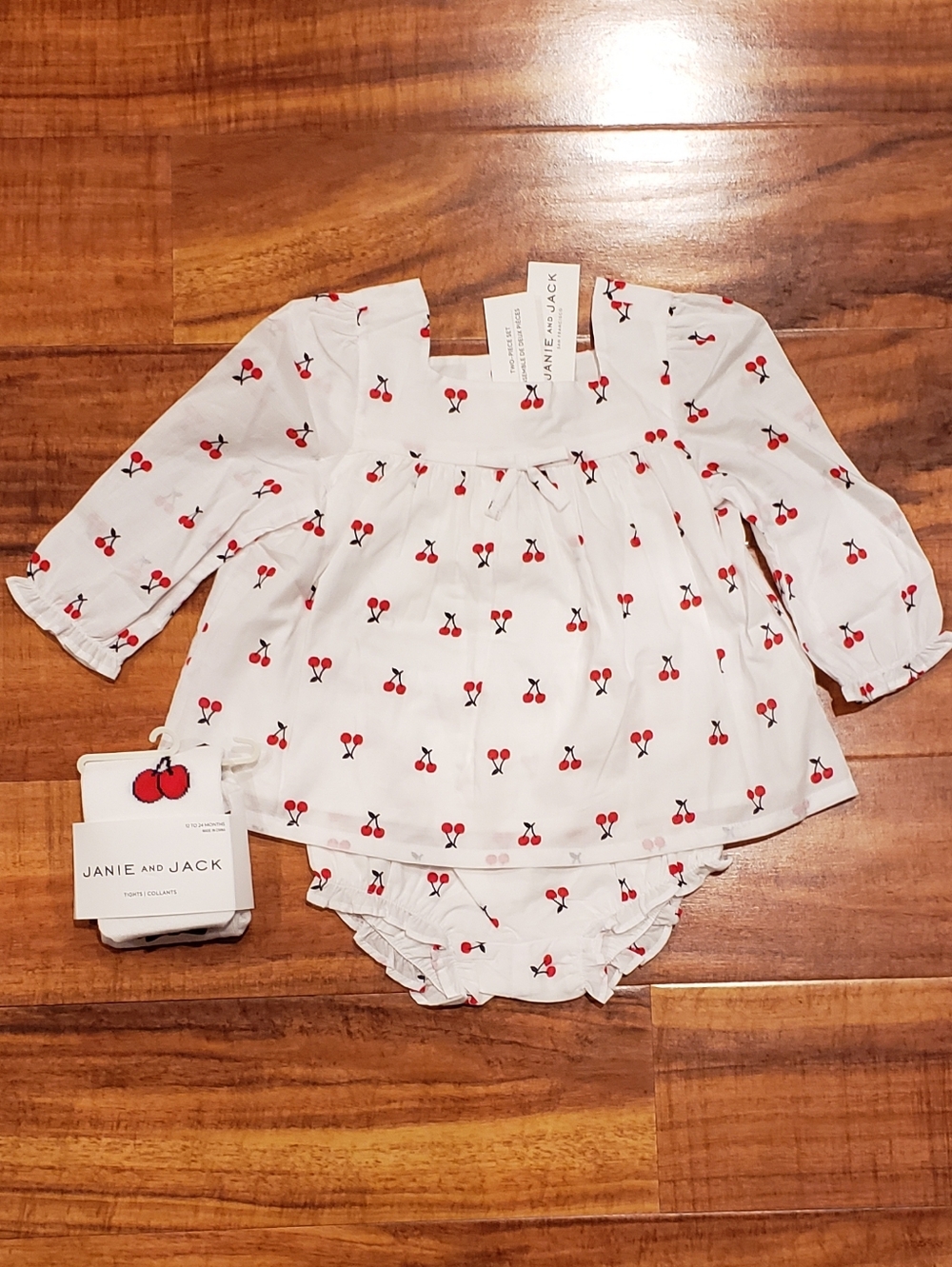 Janie and Jack NWT 18-24 months cherry print 2-piece bloomers set and tights